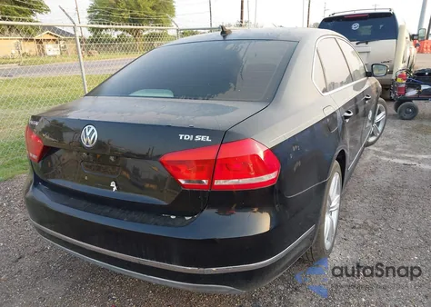 2013 Volkswagen Passat 2.0L Tdi Sel Premium from USA, damaged, VIN 1VWCN7A32DC109089
